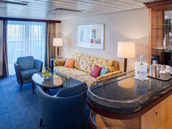 RCI Freedom of the Seas Grand Suite 1 Bedroom.jpeg